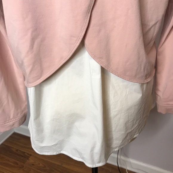 Two by Vince Camuto Peplum Tulip Back Top - Picture 5 of 6